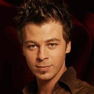 Christophe Mae Beau Goss Papa Christophe Mae Beau Goss Papa